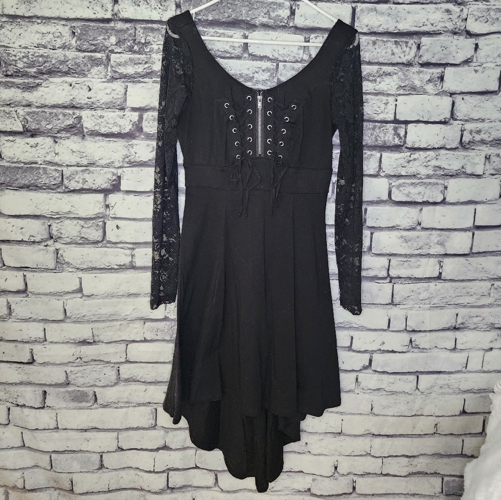 Tripp NYC Vintage Black Lace-Up Long Lace Sleeve High Low Dress - S